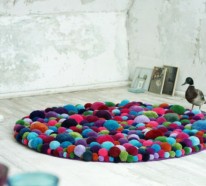 Designer Teppiche aus Bommeln von der Berliner Designerin Myra Klose