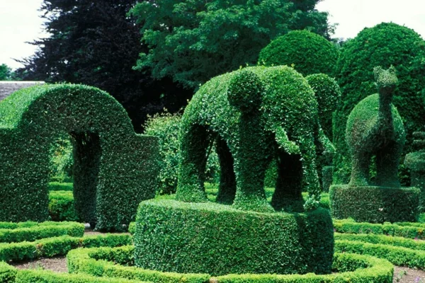 gartenskulpturen elefant englischer garten