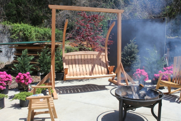 Ausgelesene Holzschaukel Designs für Ihre Gartengestaltung