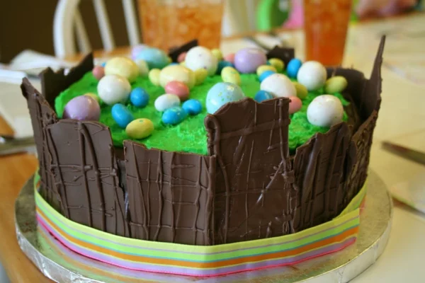 osterkuchen backen dunkle schokolade bunte eier