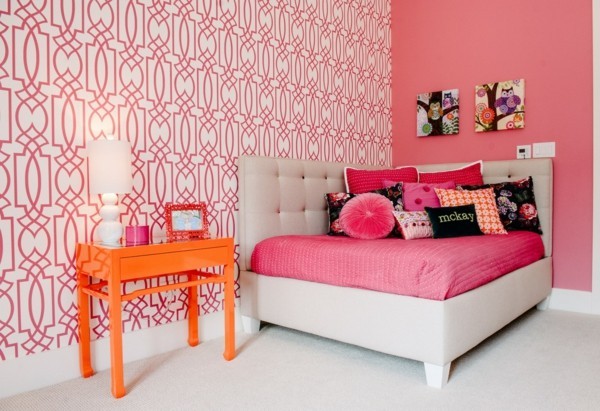 tapetenmuster für das schlafzimmer auswählen für das innendesign in rosa