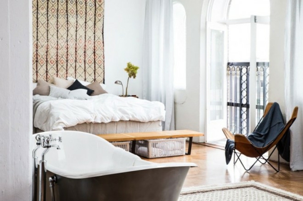 traumhäuser Amsterdam Loft freistehende badewanne im schlafzimmer