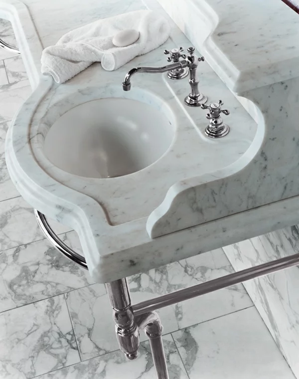waschtischarmaturen badeinrichtung marmor platte waschbecken armatur
