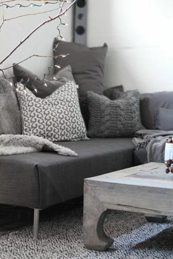 wohnzimmer neu gestalten ideen grau sofas