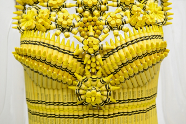 ausgefallene kleider buntstifte crayola gelb bustier