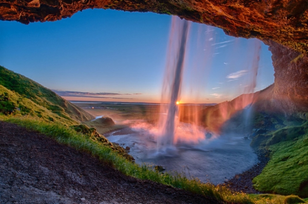 romantik wochenende Seljalandsfoss Wasserfall island