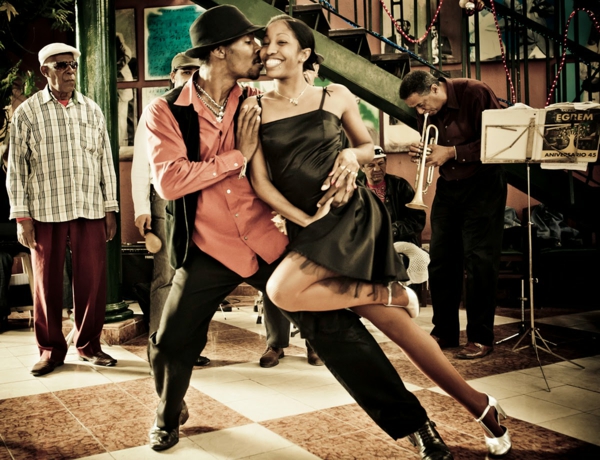 salsa musik hören tanzen kuba