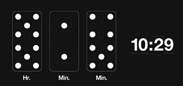 wanduhr design domino stunden minuten