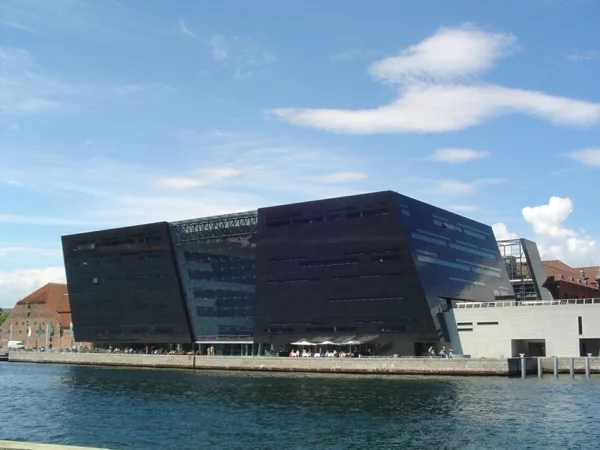 Kopenhagen Sehenswürdigkeiten moderne bibliothek