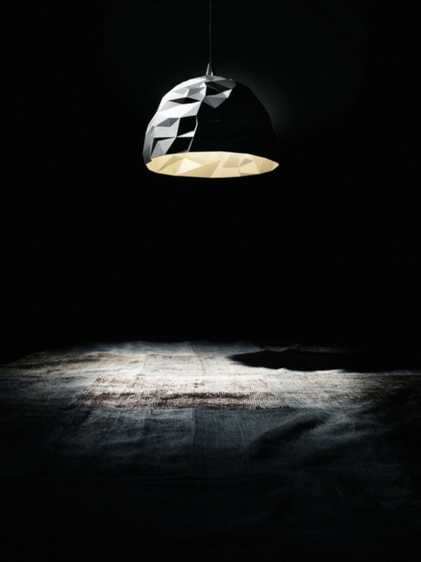 designer lampen Diesel Foscarini schwarzer hintergrund