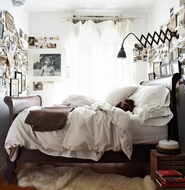 kleines schlafzimmer einrichten fellteppich bilder luftige gardinen
