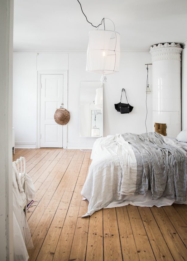schlafzimmer design holzboden weiße wandfarbe rustikaler look