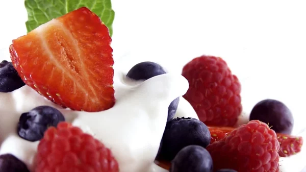 sternzeichen widder yoghurt früchte frisch