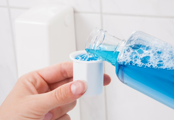 zähne richtig putzen medizinische mund und zahnpflege mundspülung