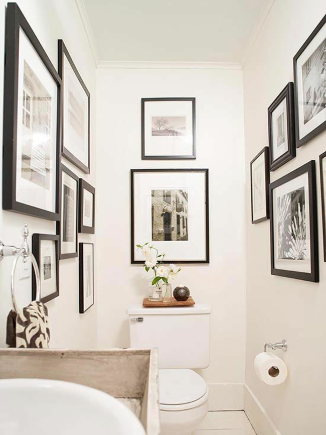 Kleines Bad gestalten wandgestaltung mit bildern schwarz weiß