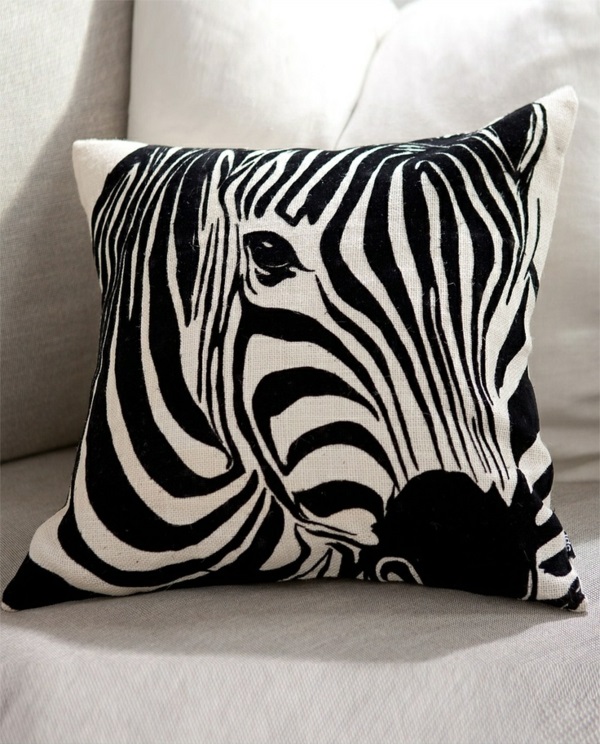 afrika deko kissen zebra muster schwarz weiß