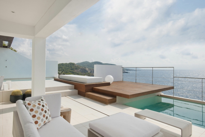 balkongestaltung terrasse elegant gestalten weiß