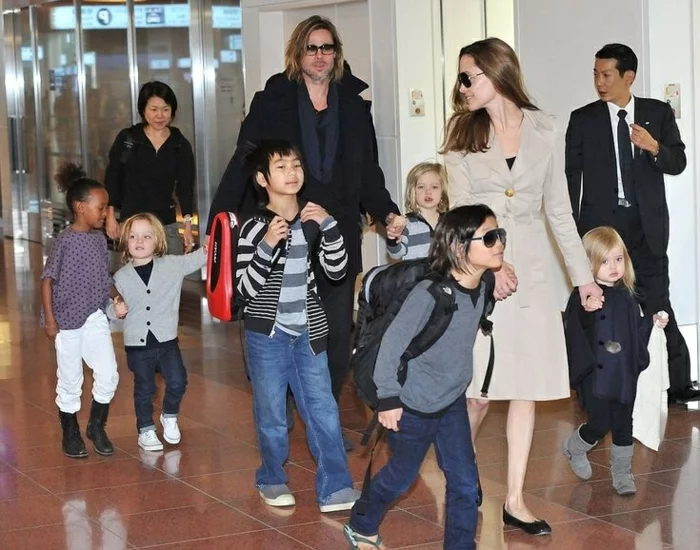 brad pitt und Angelina Jolie Kinder auf dem flughafen