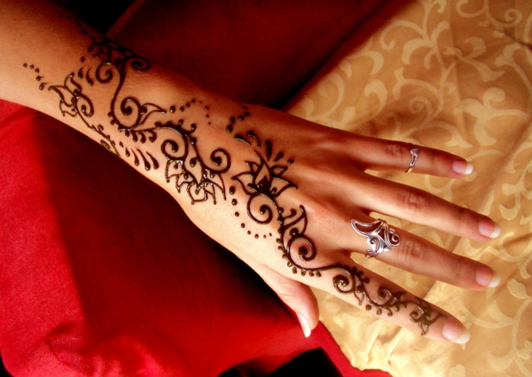 henna muster hand dekoration traditionell indisch
