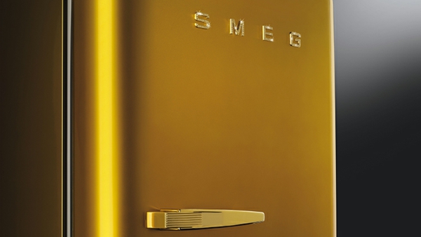 smeg kühlschrank elegant retro luxus gold glanz