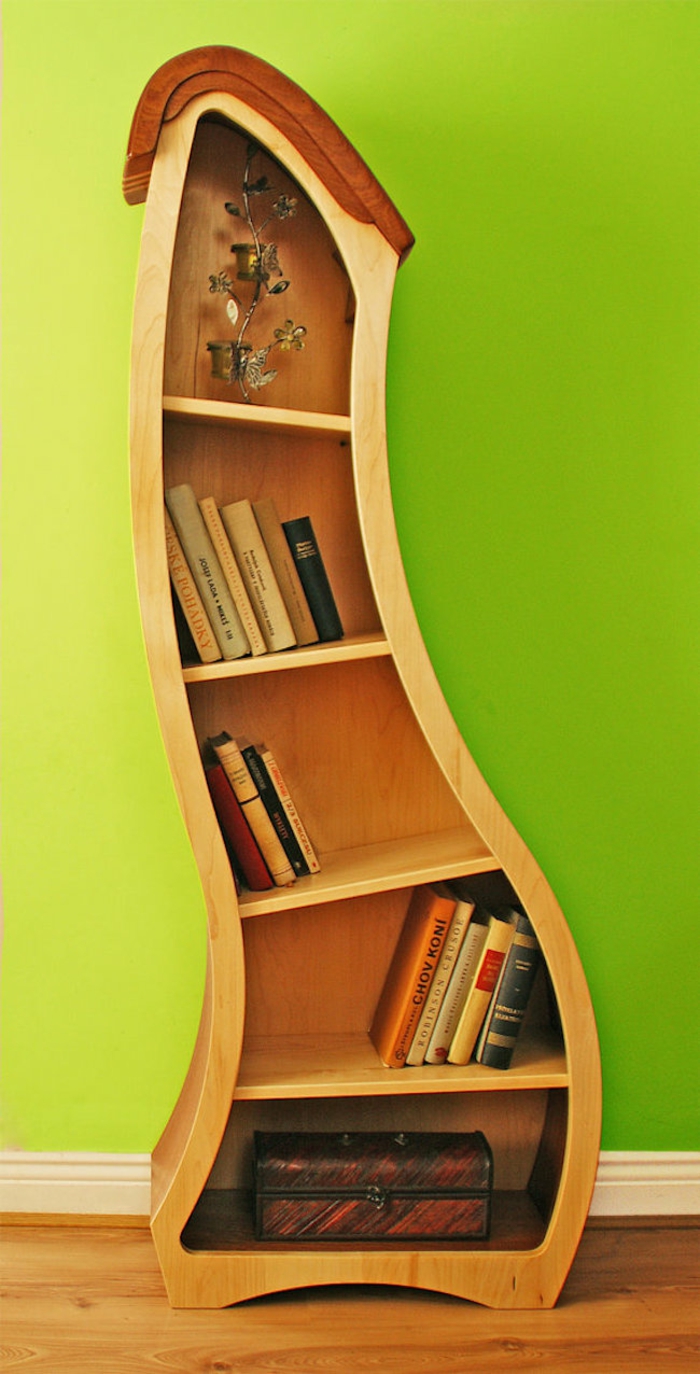Ein Bücherregal kann auch sehr kreativ sein