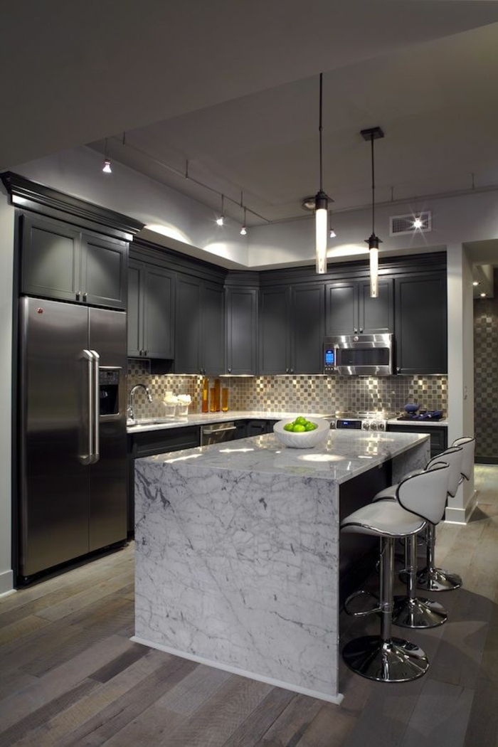 küchengestaltung ideen kücheninsel marmor mosaikfliesen