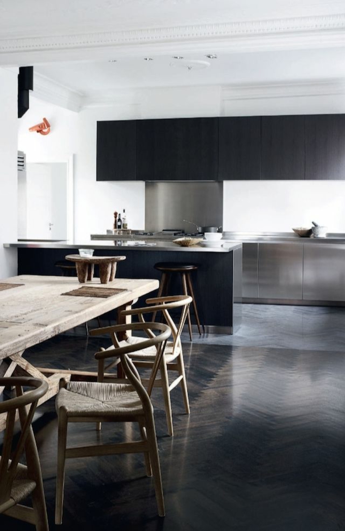 moderne küchen minimalistisch rustikaler esstisch