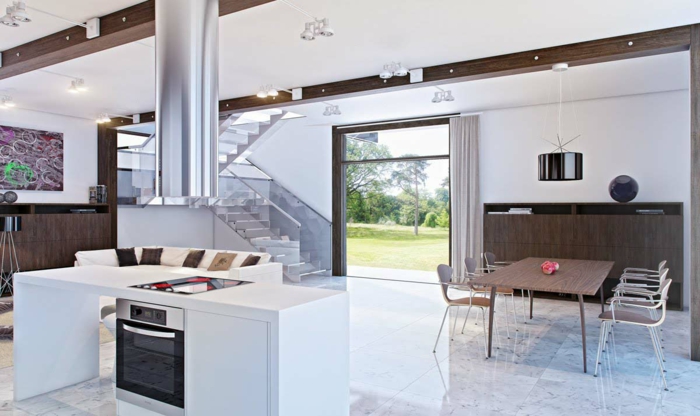 wohnzimmer design innentreppen integrierte küche