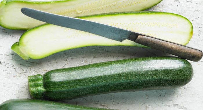 zucchini salat rezepte gesundes essen frisches gemüse