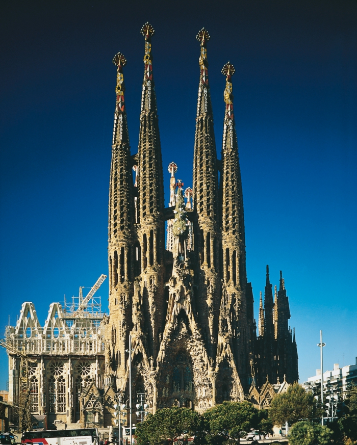 Antoni Gaudi Sagrada Familia mittags
