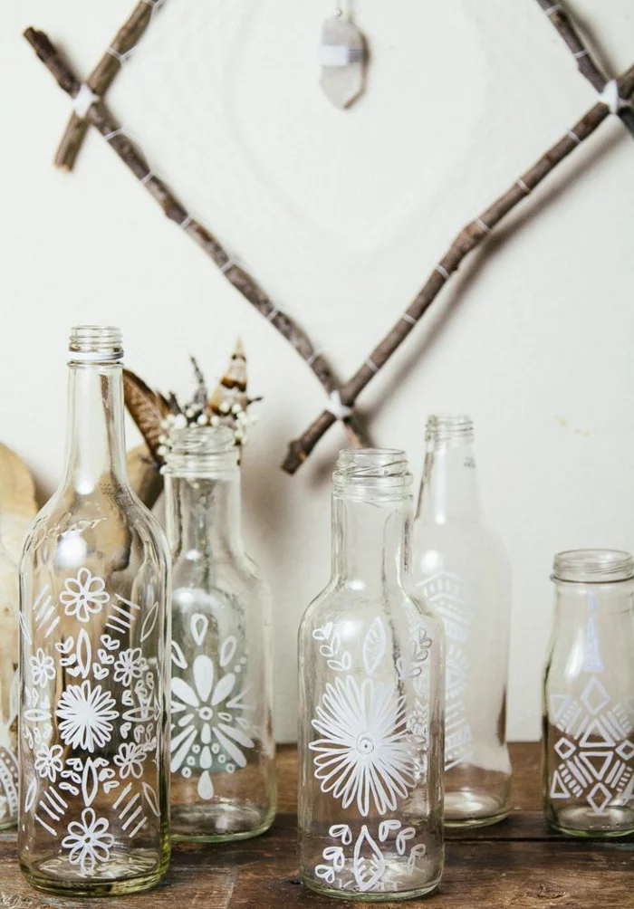 DIY ideen mit glasflaschen bastelideen glas bemalen