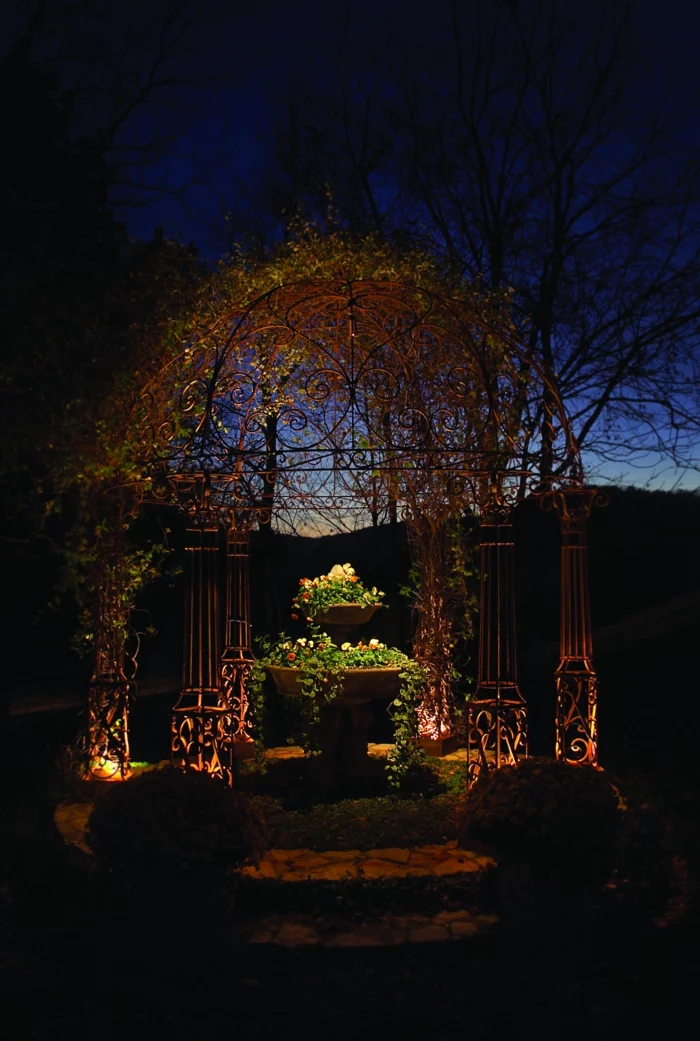 LED Beleuchtung Garten Sommer Pavillon