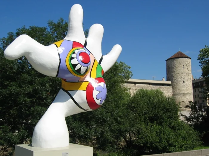 Niki de saint Phalle hannover emblem