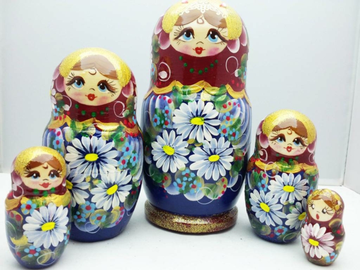 Russische Puppen Russische Matroschka Familie Frauen russische blumen