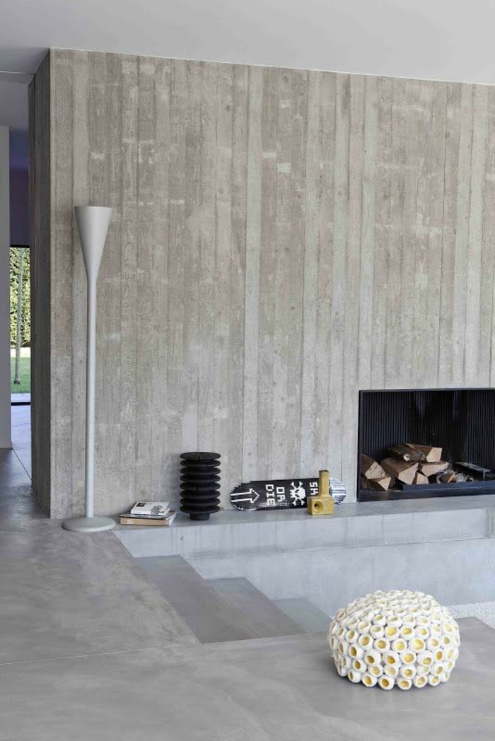 moderne kaminöfen minimalistisches design ausgefallener hocker