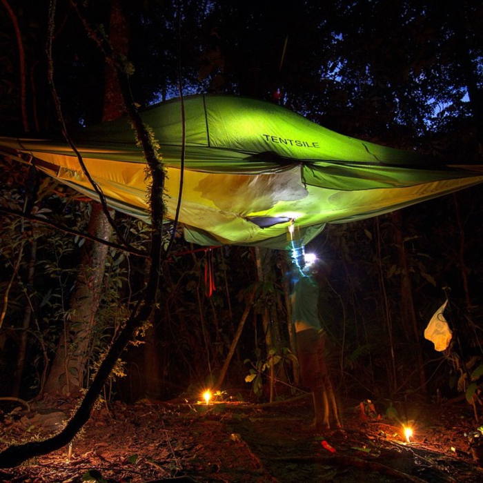 outdoor-zelt-nachtsüber-tentsile-camping-zelte-sommerurlaub