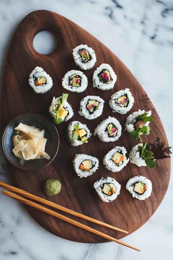 Sushi Geschirr Set kaufen - so genießen Sie japanisches Essen zu Hause
