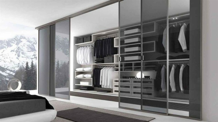 Schlafzimmer mit begehbarem Kleiderschrank teuer spiegel