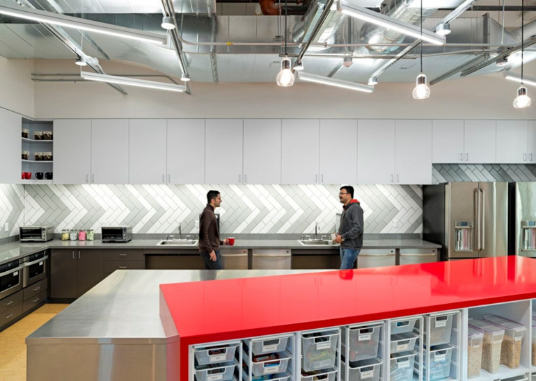 design blitz comcast office küche hochmoderne büroeinrichtung