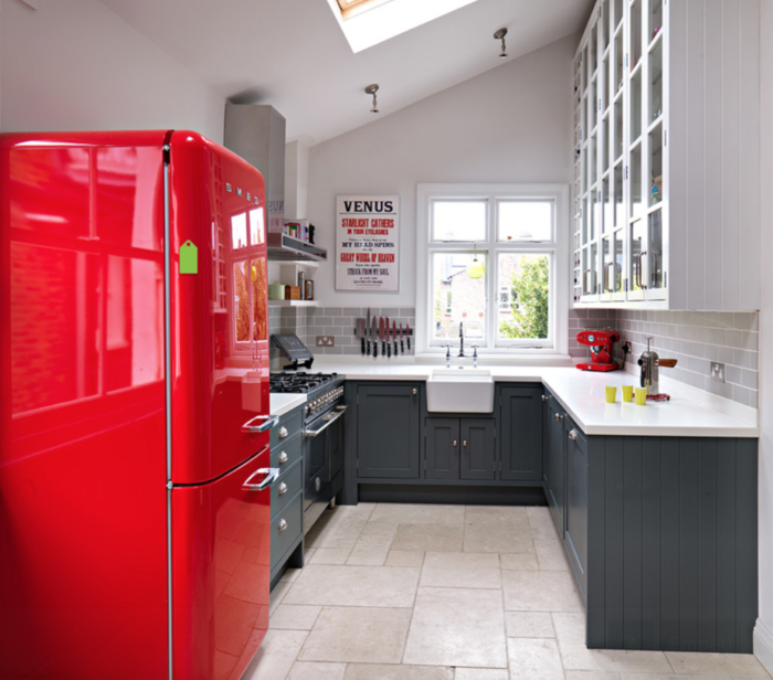 retro kühlschrank rot industrielle küche bodenfliesen