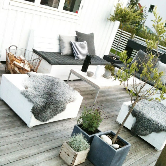 terrassenbepflanzung möbel und balkonpflanzen terrassengestaltung ideen
