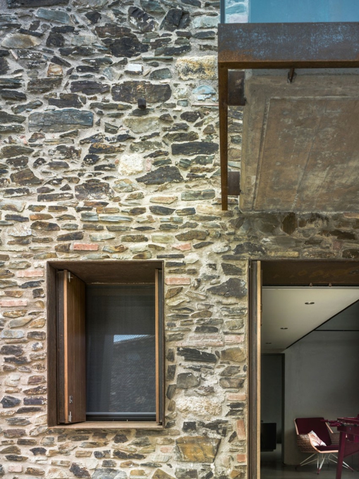 traumhaus bauen cp villa traditionelle fassade natursteine