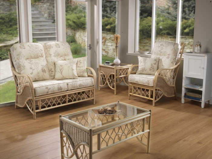 Gartenmöbel- Anwendung außerhalb der Sommersaison