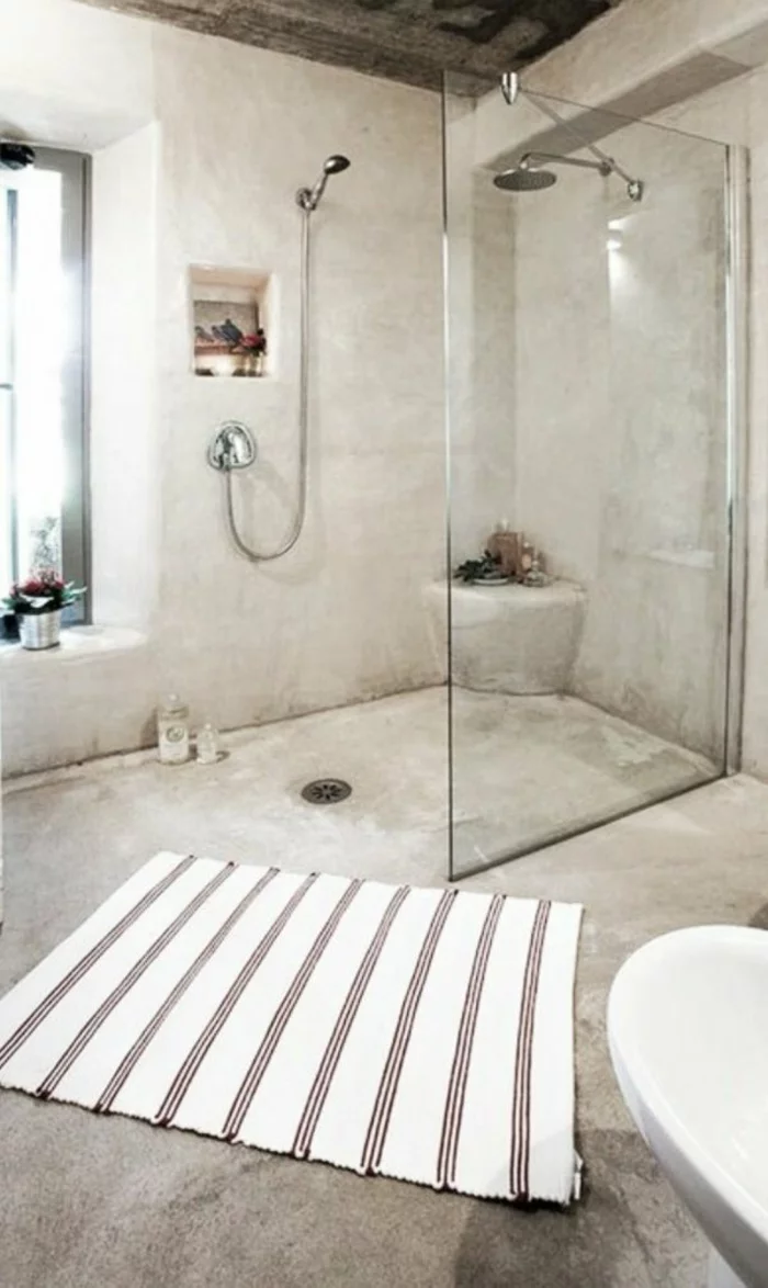 badezimmergestaltung-ideen-rustikal-walk-in-dusche-läufer