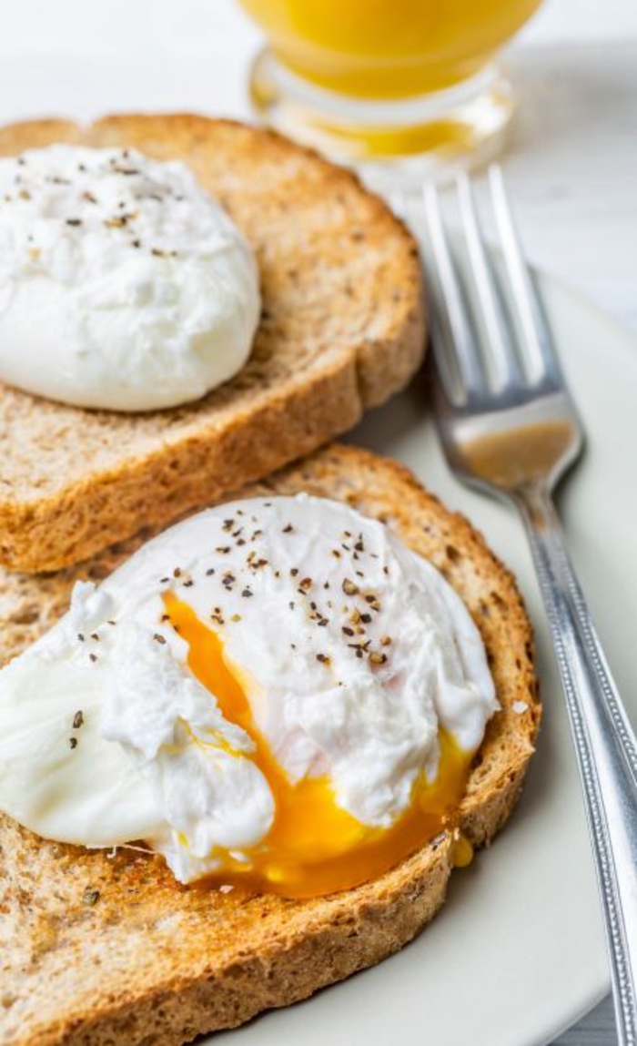 einfache kochrezepte gesunde ernährung pochierte eier auf brot