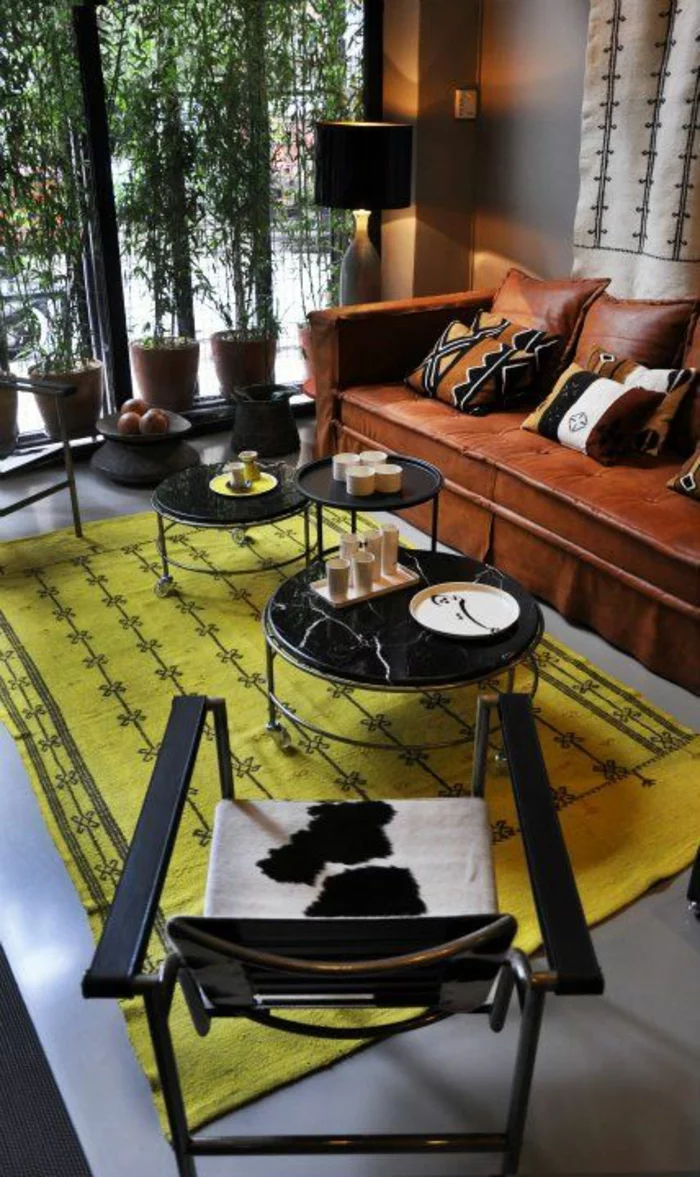 gelber teppich innendesign tipps bodenbelag wohnzimmer einrichtung