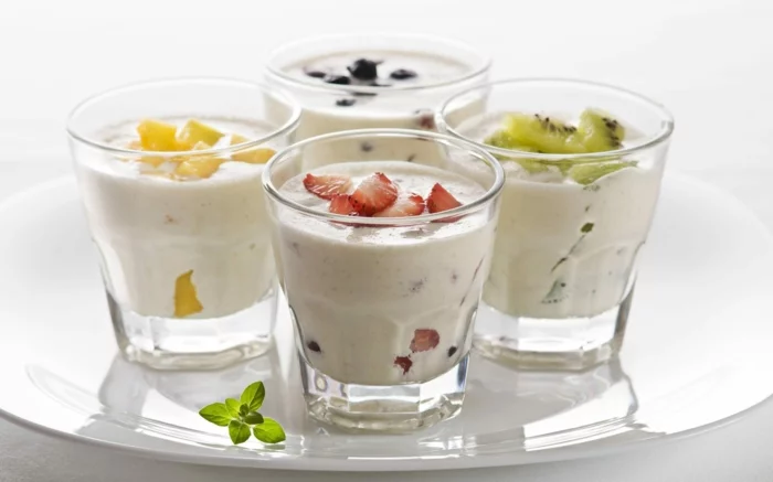 ist joghurt gesund naturjoghurt mit obst zum nachtisch