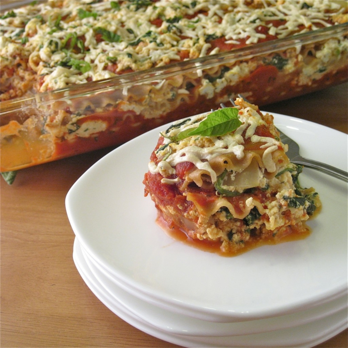 lasagne rezept vegan tomatensoße spinat basilikum
