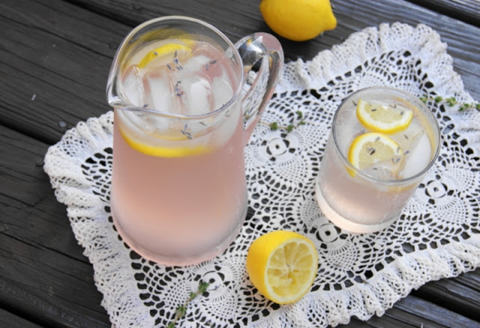 limonade selber machen eiswürfel lavendel