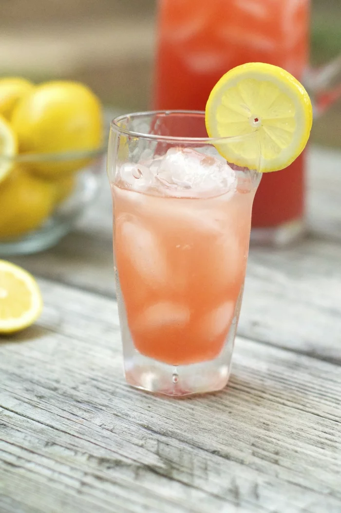 limonade selber machen erdbeerkofitüre frische erdbeeren
